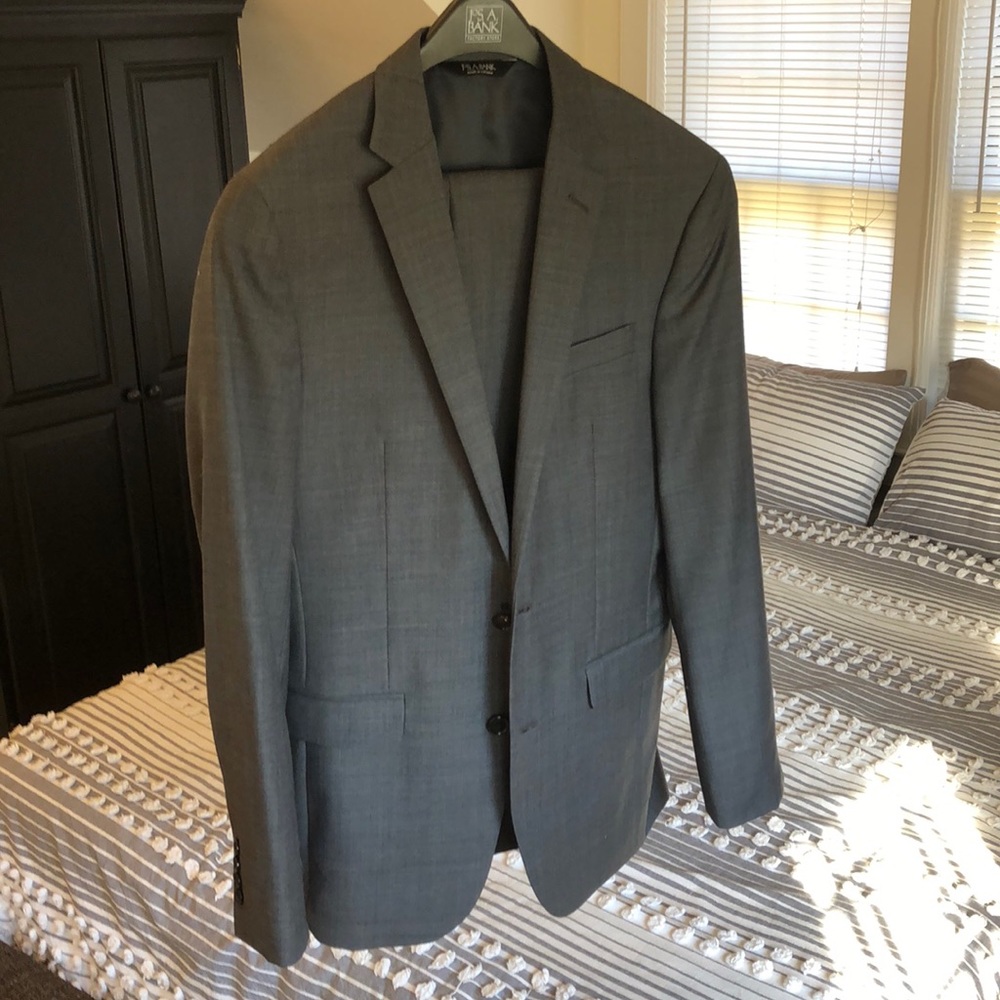 Men’s Jos. A. Bank Textured Grey Slim Fit Suit